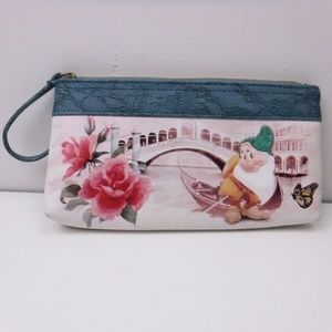 Disney Bashful Dwarf Snow White Clutch Wallet